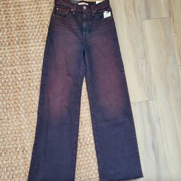 NWT Levi's Ribcage Wide Leg Jeans in Cherry Cordial Red - size 24 x 30 - Picture 7 of 7